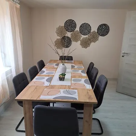 Corner Vendeghaz - Tatil Evi *
