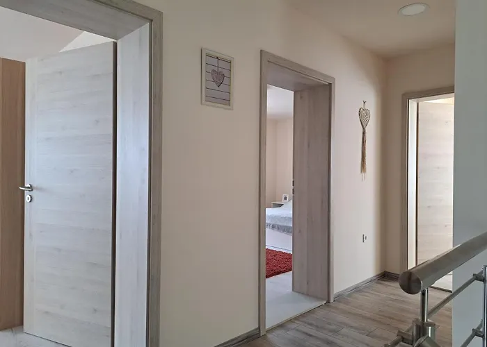 Corner Vendeghaz - Case de vacanță